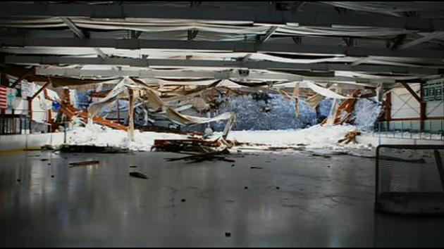 Youth hockey players escape injury in rink roof collapse - WSVN 7News ...