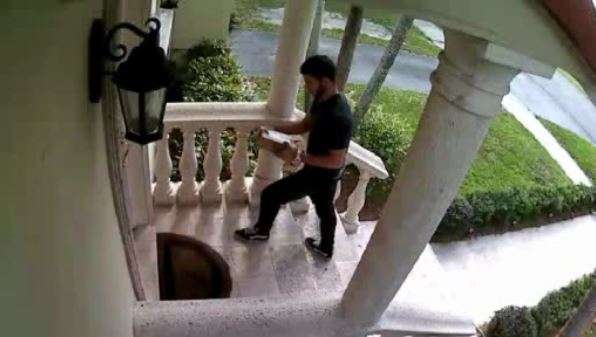 Crook steals package from Miami home - WSVN 7News | Miami News, Weather ...
