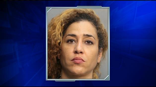 Woman Arrested For Threats To Kill Blow Up Miami Beach Pd Wsvn 7news 