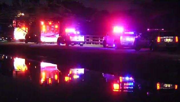 2 dead after car drives into Miramar canal - WSVN 7News | Miami News ...