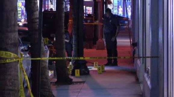 Homeless man fatally stabbed in South Beach - WSVN 7News | Miami News ...