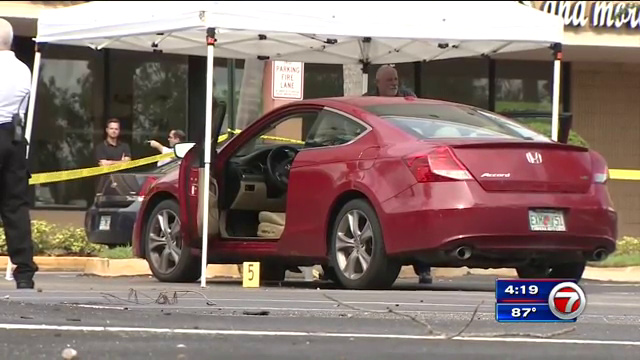 Husband accused of setting wife on fire in Plantation parking lot ...