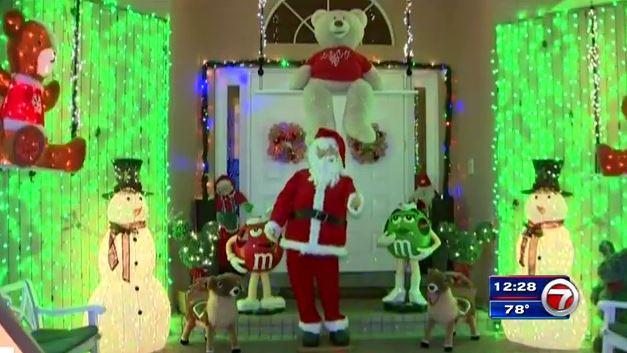A ‘Christmas miracle’: Plantation family with outlandish holiday