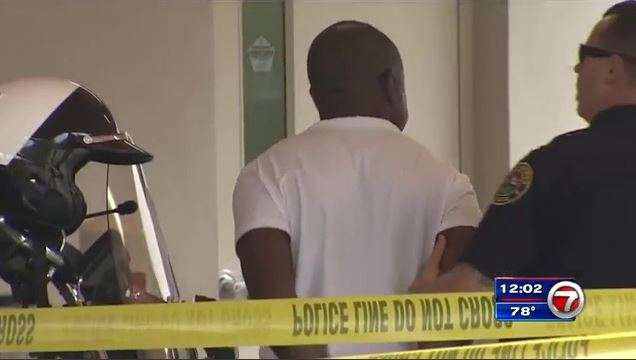 Man arrested in connection with robbery, stealing woman’s $30,000 ring ...