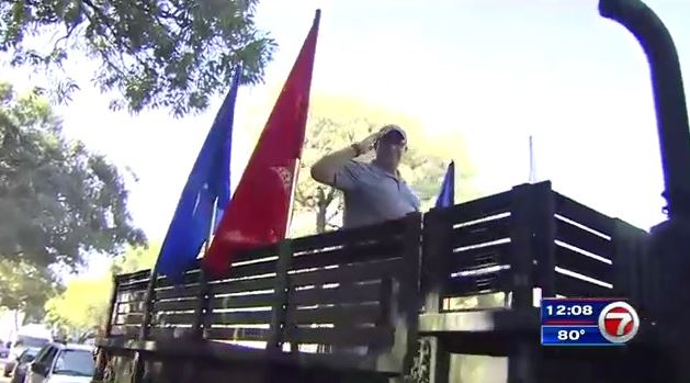 Coconut Grove Holds Parade In Honor Of Veterans Day Wsvn 7news Miami News Weather Sports Fort Lauderdale