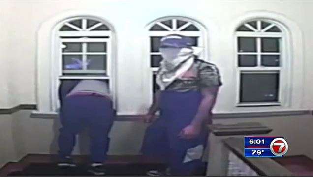 Miami Beach resident watches on camera as robbers break into apartment ...
