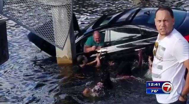 Good Samaritans rescue man after car plunges into Sunrise canal - WSVN ...