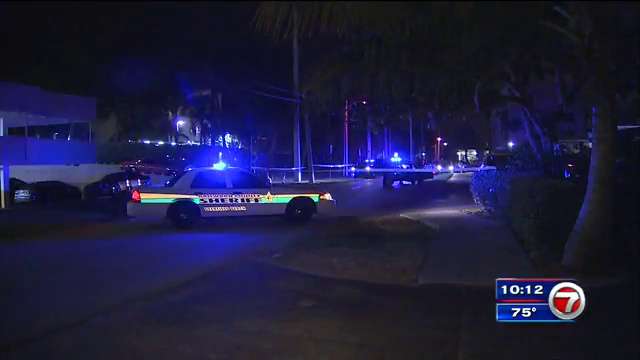 Pedestrian struck by car in Deerfield Beach - WSVN 7News | Miami News ...