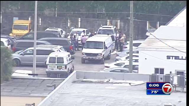 Body found in car parked in NW Miami-Dade rental facility - WSVN 7News ...