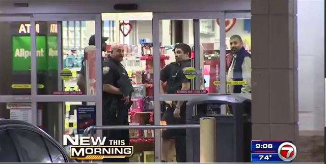 Man robs North Miami Beach CVS at gunpoint - WSVN 7News | Miami News ...