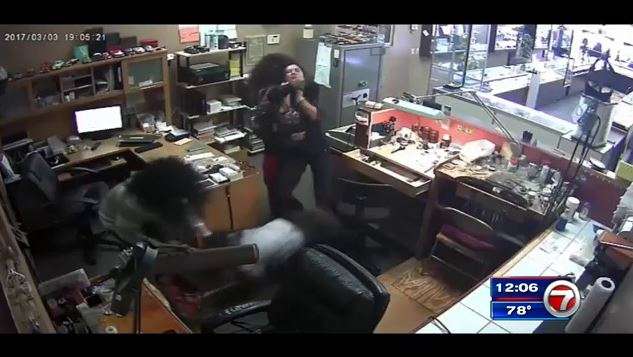 Men disguised as women rob Deerfield Beach jewelry store ...