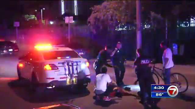 1 hospitalized after robbery in Wynwood ends in shooting - WSVN 7News ...