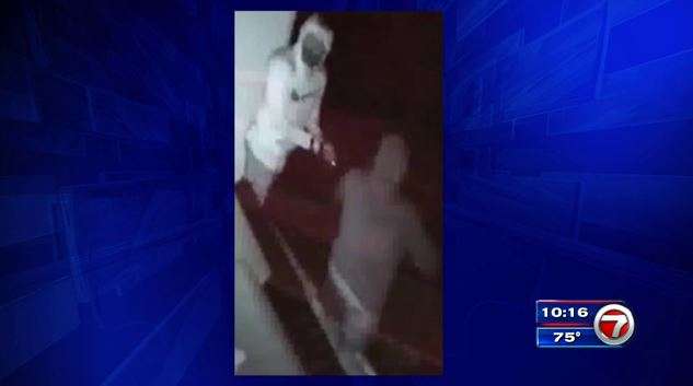 2 caught on camera failing to break into Parkland home - WSVN 7News ...