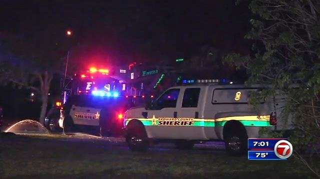 1 dead, 3 injured after car drives into water in Deerfield Beach - WSVN ...