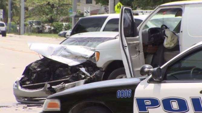 Police chase ends in crash in Opa-locka; 1 arrested - WSVN 7News ...