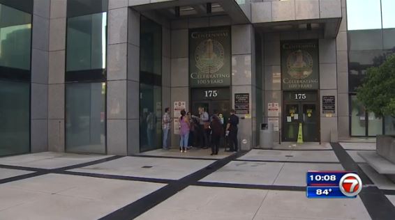 Flooding closes down Miami Dade courthouse WSVN 7News Miami News