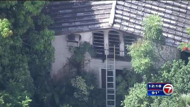 Crews battle fire at SWMD home - WSVN 7News | Miami News, Weather ...