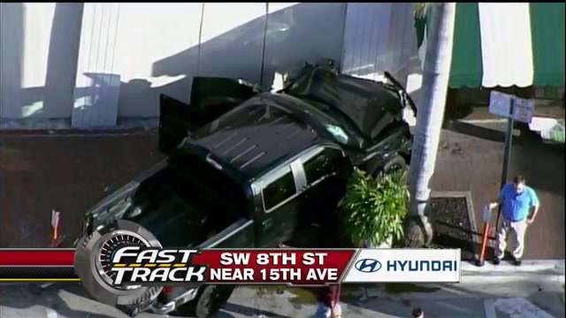 Car crashes into Little Havana building after multi-vehicle collision ...