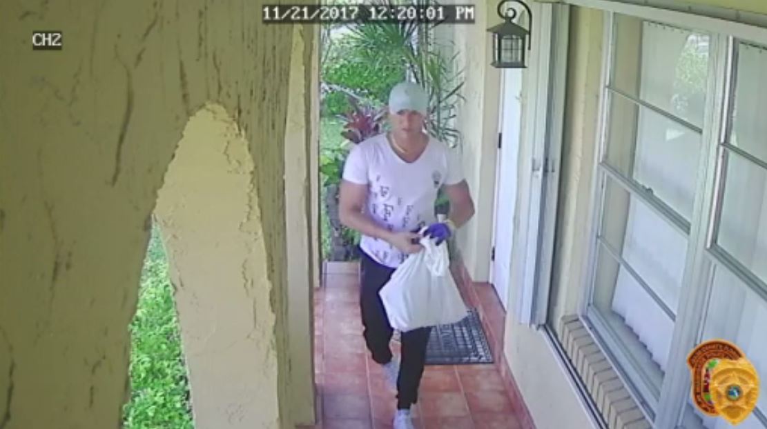 Thief caught on camera in SW Miami-Dade break-in - WSVN 7News | Miami ...