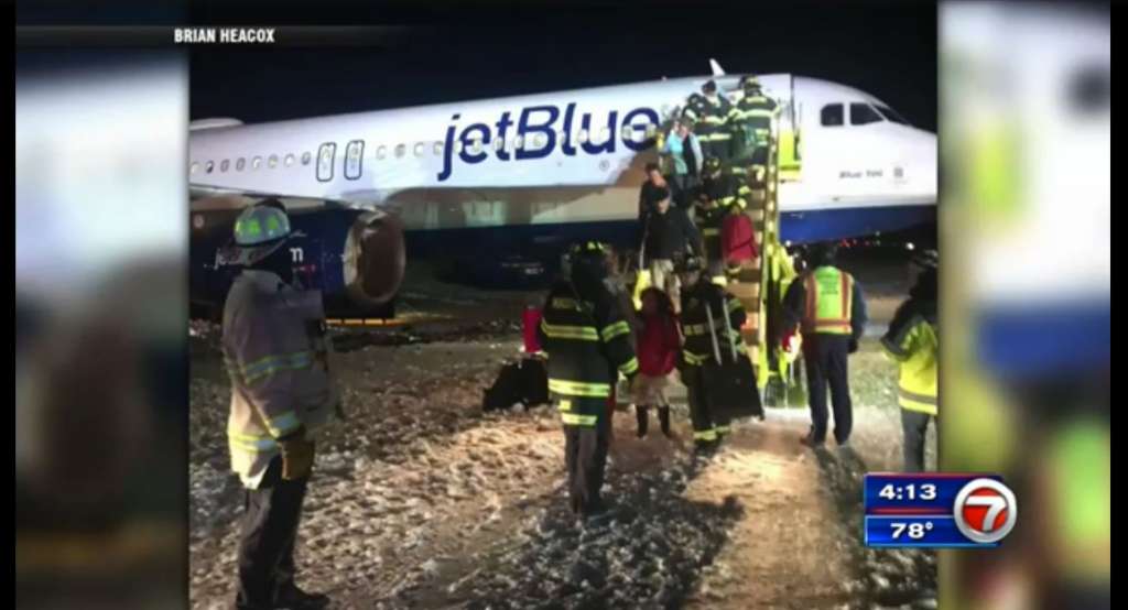JetBlue plane skids off taxiway after landing at Boston airport WSVN