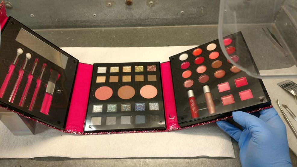 Claire's store makeup kits