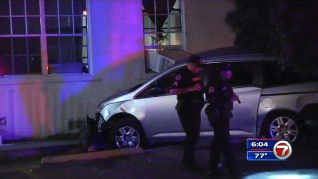 Miami car crash witnesses aid driver, passenger - WSVN 7News | Miami ...