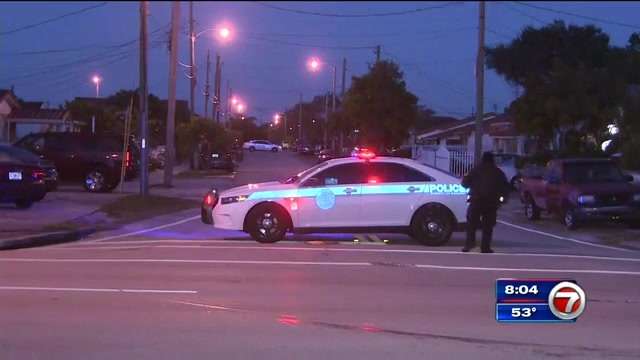 Police: 2 in custody, 2 at large after breaking into cars in Miami ...