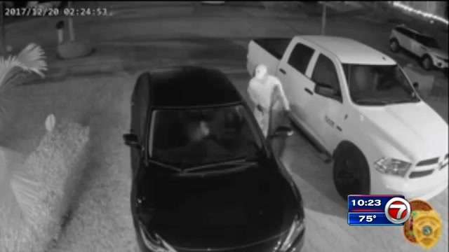 Thief drives off with stolen Nissan in SW Miami-Dade - WSVN 7News ...