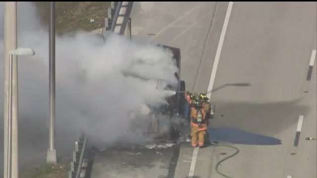 Truck fire temporarily blocks Turnpike in Plantation - WSVN 7News ...