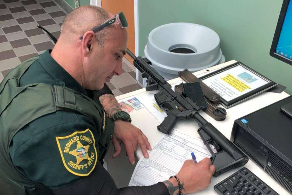 Tamarac gun owner surrenders his AR-15 rifle to BSO in wake of high ...