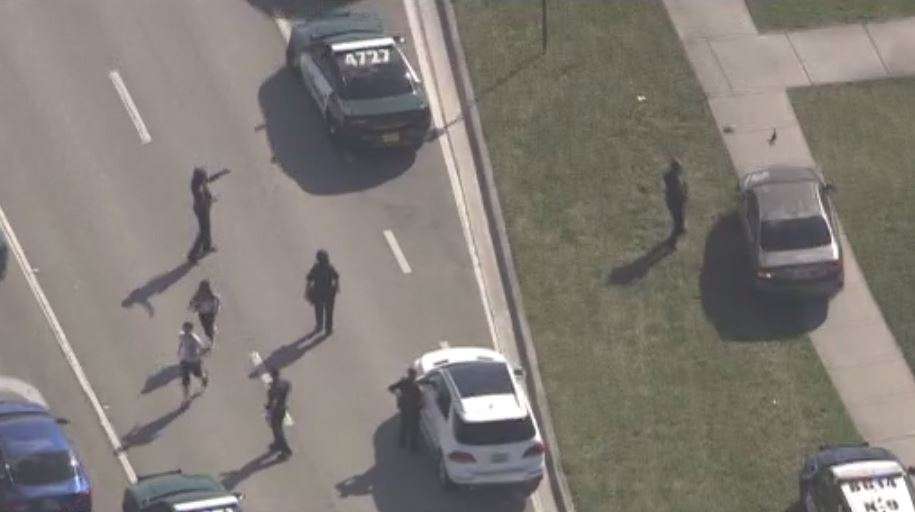 2 Miramar SWAT officers suspended for unauthorized response to Parkland ...