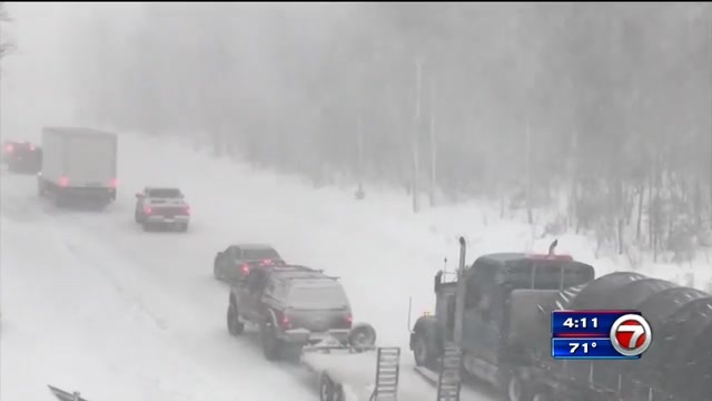 Storm moves up East Coast dumping snow, knocking out power - WSVN 7News | Miami News, Weather ...