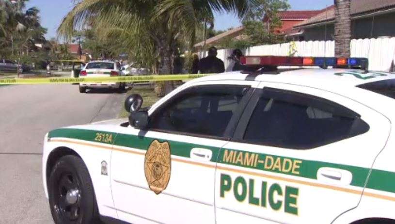Man robs SWMD home with woman inside - WSVN 7News | Miami News, Weather ...