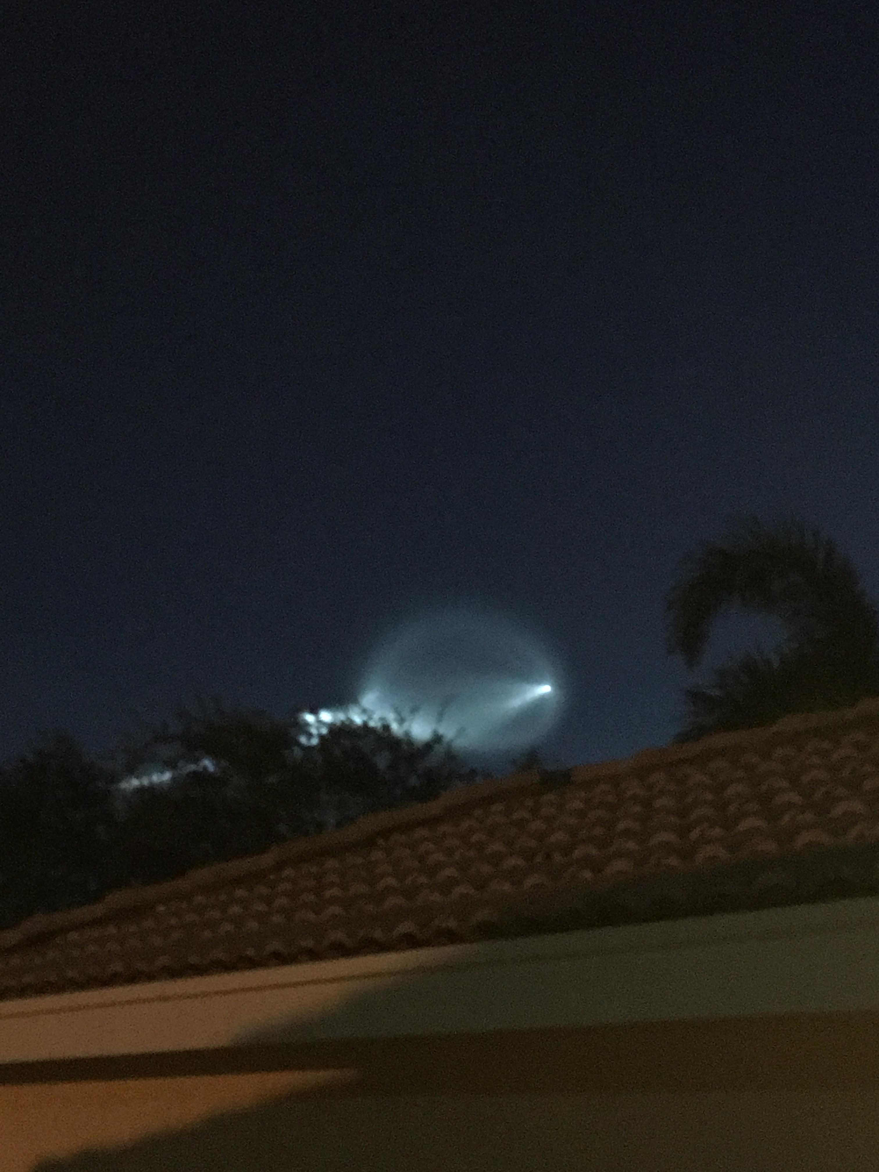 Lights in the skies over South Florida caused by SpaceX launch WSVN