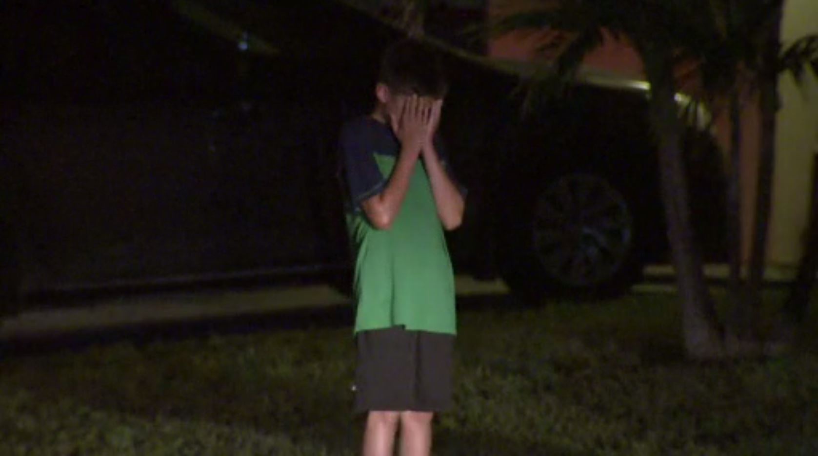 Family displaced after fire rips through Fort Lauderdale home - WSVN ...