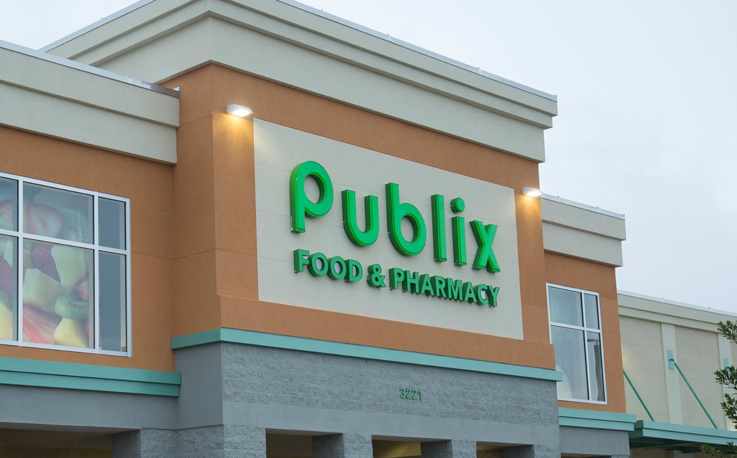 Kiosks offering tag renewals at some Florida Publix supermarkets WSVN