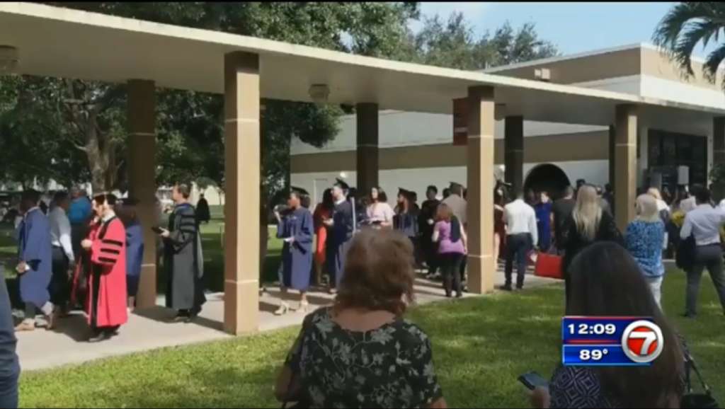 FAU hosts graduation ceremony after cancellation WSVN 7News Miami