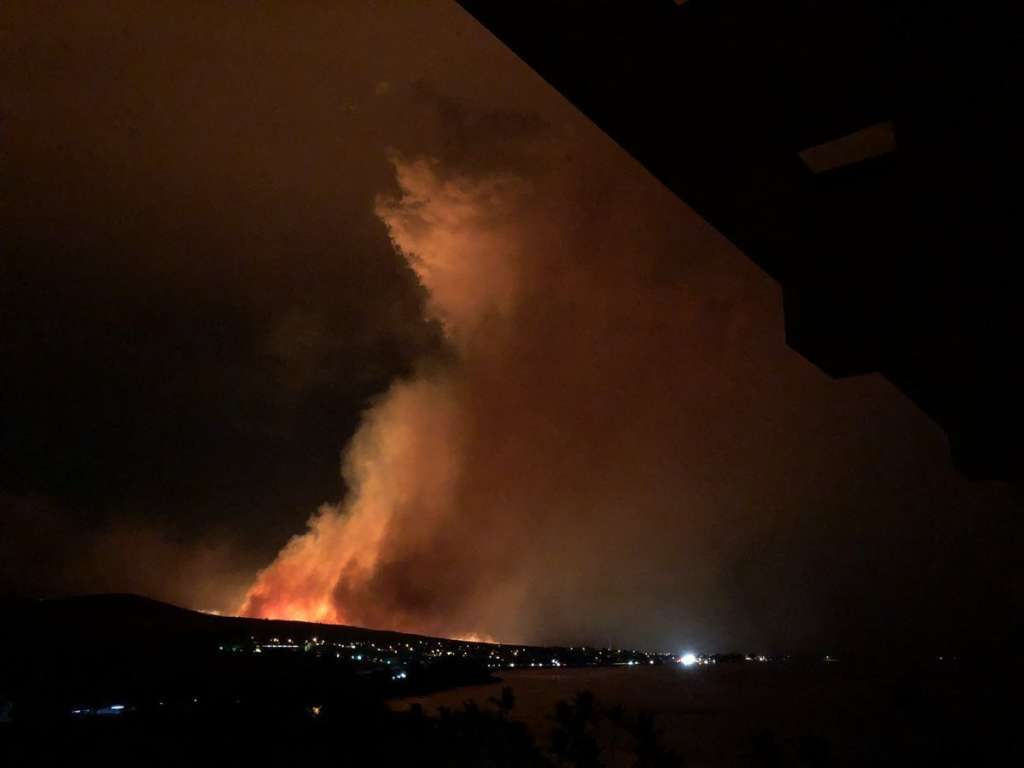 Some Hawaii residents lose homes after brush fires hit Maui WSVN