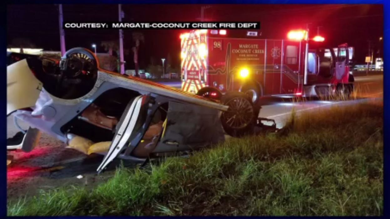 1 Hospitalized After Multi Vehicle Rollover Crash In Coconut Creek Wsvn 7news Miami News Weather Sports Fort Lauderdale