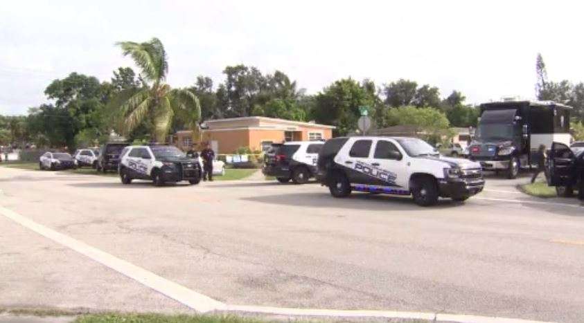 Death investigation underway in North Miami Beach - WSVN 7News | Miami ...