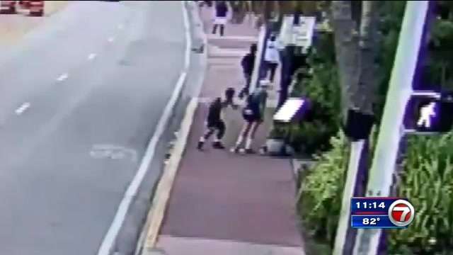 2 arrested in South Beach robbery caught on camera - WSVN 7News | Miami ...