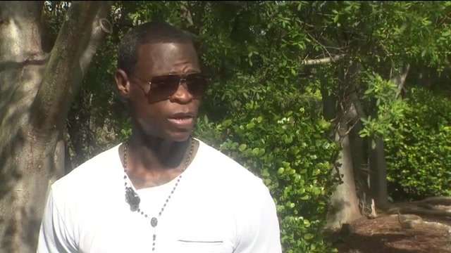 Man who claims he was wrongly convicted released from jail - WSVN 7News ...