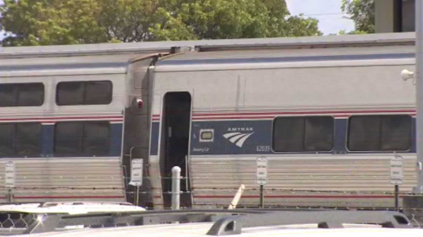 Amtrak cancels Florida auto train service as a wildfire disrupts routes