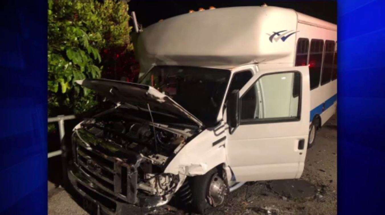 8 hospitalized after bus crashes with vehicle in Fort Lauderdale - WSVN ...