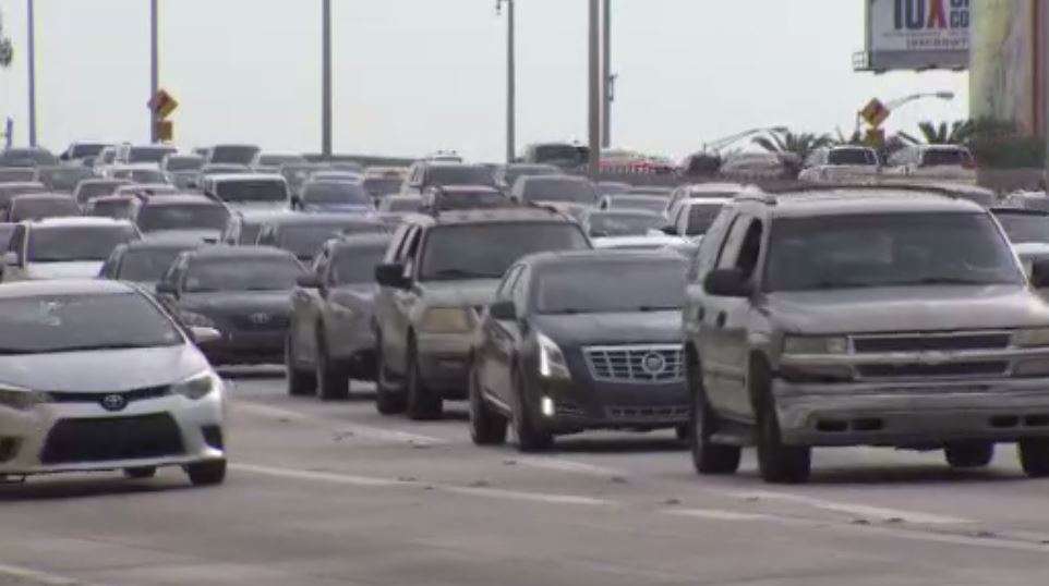 2 hurt in 4-car crash on I-95 in North Miami - WSVN 7News | Miami News ...
