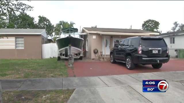 Woman robbed at gunpoint at Hialeah home; 2 at large - WSVN 7News ...