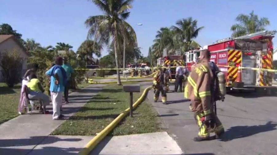 House fire destroys Pompano Beach home, displaces 5 - WSVN 7News ...