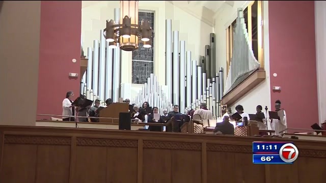 Archbishop Wenski Leads Christmas Eve Mass In Miami WSVN 7News archbishop-wenski-leads-christmas-eve-mass-in-miami-wsvn-7news