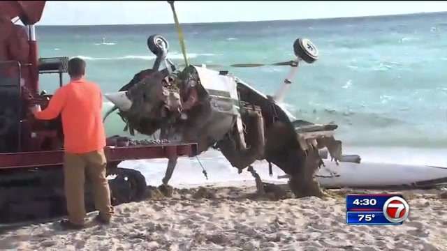 Small plane removed from Haulover Beach after crash leaves 4 hurt ...