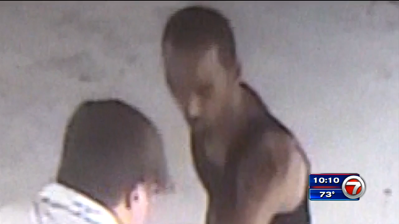 Attorney robbed at gunpoint outside North Miami Beach office - WSVN ...